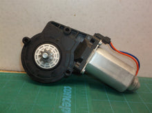 Power Window Motor B03002