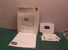 Honeywell Home RTH221B 1 Week Programmable Thermostat