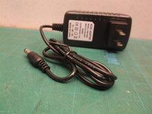 Ac Dc Adapter Model Hwd 0920 Input 100 240vac 50 60hz Output 9v 2a