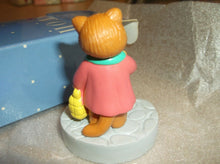 Avon Special Moments Figurine Hug Me! Hold Me!