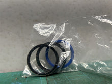 272768 Boom Cylinder Seal Kit Fit Ford/New Holland L325 L425 L225 Skid Steers
