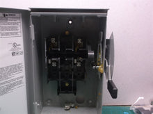 Eaton 30A 240V Heavy Duty Non-Fusible Safety Switch DG221URB