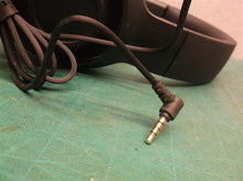 razer gaming headset wired missing one ear pad