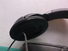 razer gaming headset wired missing one ear pad