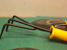 lot of 3 garden tools