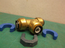 1/2 Inch Tee Push-Fit Fitting to Connect Pex