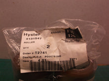 2 HYSTER 4131547 ROLLERS no bearings