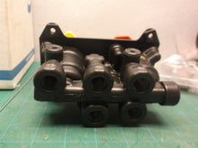 BENDIX MV3 DASH VALVE, BENDIX 800573 TRAILER PARKING BRAKE DASH VALVE