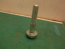 (1) 580056886 Cap screw for Yale forklift