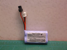 RC Car Lithium rechargeable Battery: 7.4V
