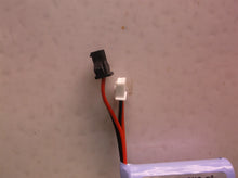 RC Car Lithium rechargeable Battery: 7.4V