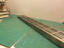 DG22-1065.1 Bottom Grill