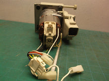 1813.A09.A2F ASS.COFFEE GRINDER SG200 120VUL