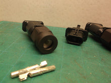 (2) E486079 PV Connector 740-00662 Female 250VAC 20A