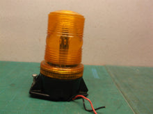 Meteorlite™ 5 High-Profile Strobe Light 12-80 Volts Perm Mount Amber broken ear