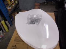 CHURCH Toilet Seat, Easy Clean Hinges Release wood 585ec-000