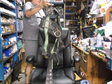Heavy duty tie off harness
