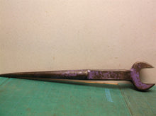 VERONA 1-1/2" Marked 7/8 Spud Wrench 16-1/2" Long