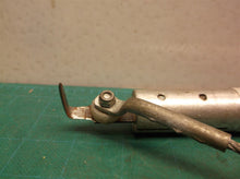 Windshield Removal Tool