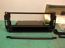 Metra 99-6507 SINGLE DIN Radio Dash Installation Kit