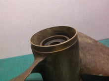 Quick Silver 17" Pitch Bronze 2 Plade Prop With Thrust Washer 48. 29658 A2-17 rt
