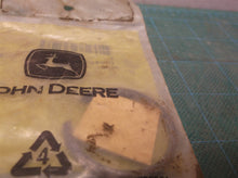 R137143 Ring John Deere Ring