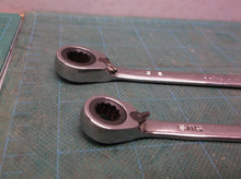2 teq pro Ratchet wrenches 5/16 3/8