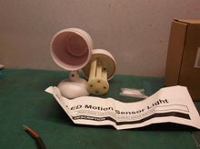 led motion sensor light battery powered