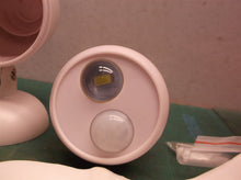 led motion sensor light battery powered