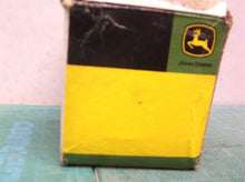 38H5005 OEM John Deere Stud Straight (SDS), ORFS