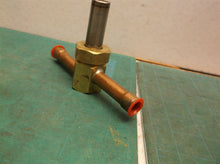 Sporlan E9S240 Electromagnetic valve NEW Missing Plate/Screw