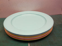 6 Tupperware 10" Dinner Plates