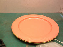 6 Tupperware 10" Dinner Plates