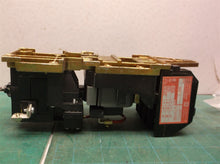 Square D 8903LXO40V02 4 Pole Lighting Contactor