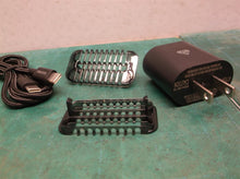 Guards & Charger for MANSCAPED® The Chairman™ PRO Mens Electric Foil Face Shaver