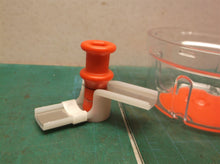 Cup & blade for a Tupperware Chop 'N Prep Chef Red