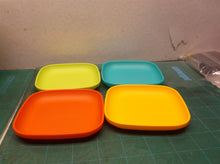 TUPPERWARE Kids Play Plates Red Green orange teal Lot of 4