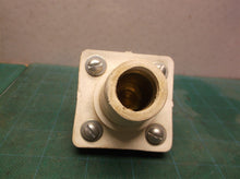 LEVITON Single Pole Receptacle White