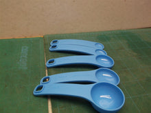 Tupperware 5 pcs set Nesting Measuring Spoons blue