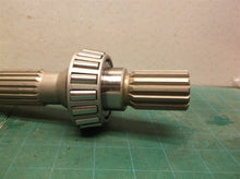 1972850 SHAFT & 3P1210 BEARING - CONE off 3500666 PUMP GP-PISTON