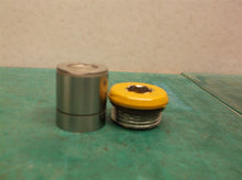 1749994 PISTON-CONTROL 1985351 Plug off 3500666 PUMP GP-PISTON