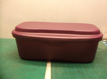 6775a-4 Tupperware Microwave Pasta Maker Purple
