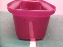 6775a-4 Tupperware Microwave Pasta Maker Purple