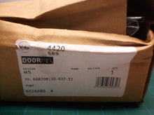 YALE 4420 689 DOOR CLOSER HYDRAULIC CAST ALUMINUM NON-HANDED ADJUSTABLE SILVER