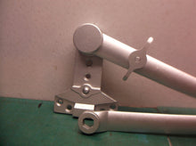 3581-689 Yale 3000 Series Architectural Door Closer only