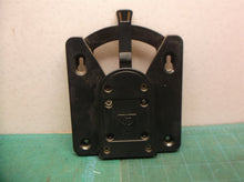 HP LE1711 Rear Mounting Plate