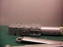 LCN 4040XP heavy duty, smoothie door closer Gray