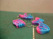 4pcs blue/pink pop fidget keychain set
