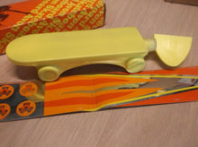 Avon Hang Ten Skateboard Decante