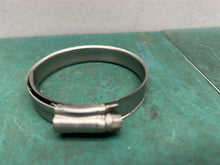 New Volvo Surplus Hose Clamp 11059298 Fits Varies Volvo Machines